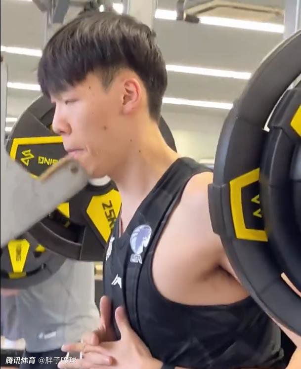 黄色自拍视频