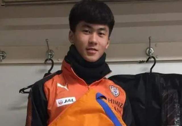 亚洲国产欧美在线人成aaaa20