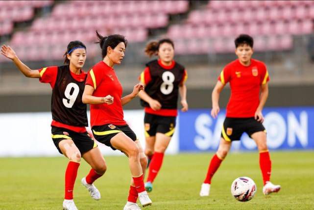 国产女同疯狂作爱系列2